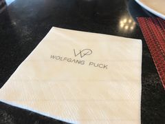 -WOLFGANG PUCK KITCHEN & BAR(迪士尼小镇店)