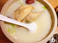 -百年石锅饭·朝鲜族传统民餐