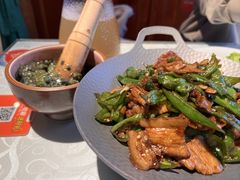 擂辣椒皮蛋-沱江小镇 (良乡店)