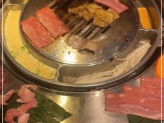 -哈哈碳都·牛肋条无限自助烤肉(台江万达店)