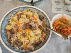 -汗腾格里·风味餐厅(新疆驻京办店)