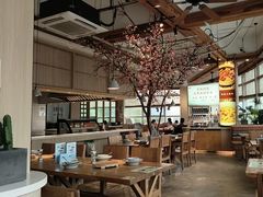 -蜜桃餐厅·伴山(湖滨商业街店)