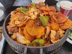 -撒拉人家.酸菜牦牛肉火锅