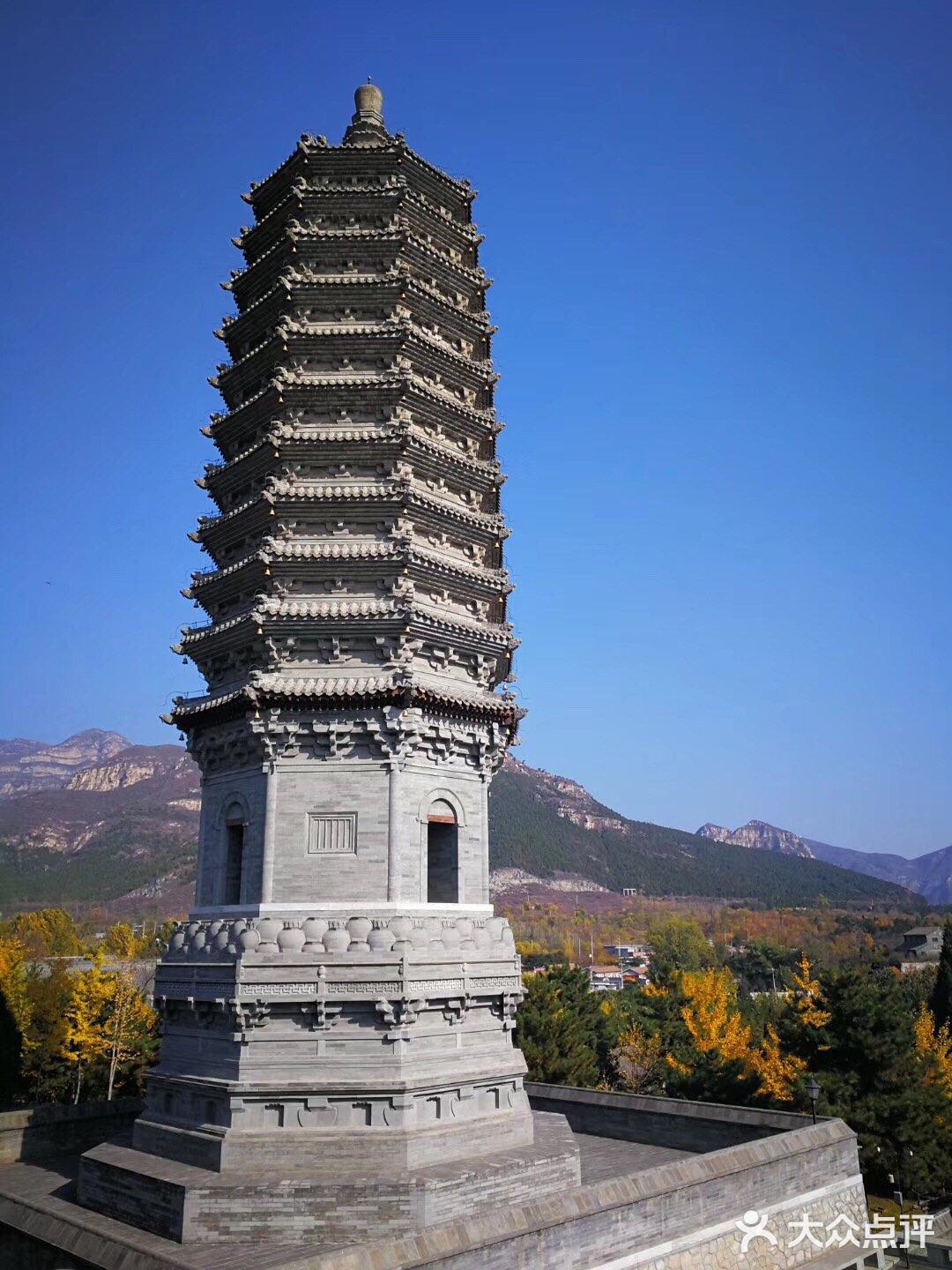 門票價格4000元景點地址北京房山區雲居寺路