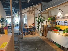 -渝信川菜 · 川味家常菜(财富购物中心店)