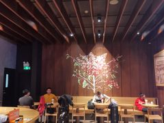 大堂-星巴克(广州南站3层-A5口店)