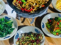 干锅牛肉丝-张关合渣(航空大道店)