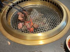 -铭牛烧肉·和牛海鲜自助(高新月牙湖店)