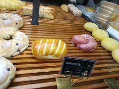 -焙丽拾光(麦凯乐直营店)