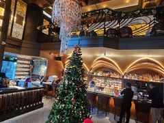 -Mogul Eatery·大亨餐酒馆