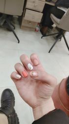 -进巍美甲美睫店