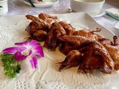 妙龄乳鸽-香山家宴