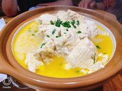 -头上红煨盐鸡乡村食府