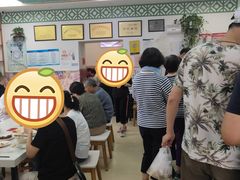 等位区-老磁器口豆汁店(天坛店)