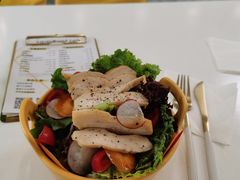 烟熏鸡肉沙拉-五进制 Coffee Shop