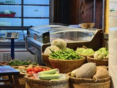 -富正毅三下锅·湘西韵味(天门山索道店)
