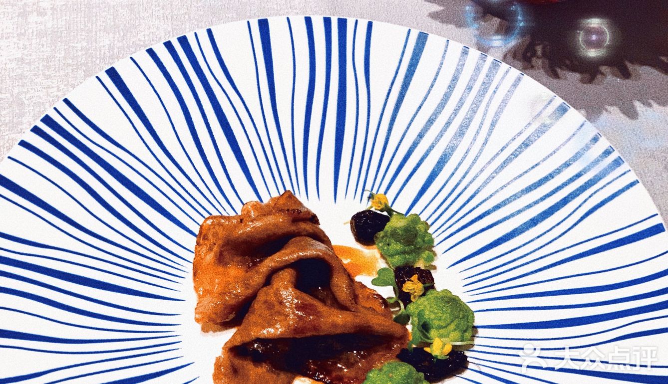 大厨甄选菜品，五星美食享受