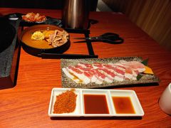 -山之屋炭火烧肉·生啤畅饮(大朗万科中央公园店)