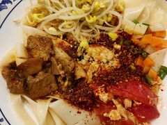 油泼扯面-陕味食族油泼面·小炒盖码面(双榆树店)