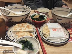 -秦䩊会·陕西biangbiang面(畹町路店)