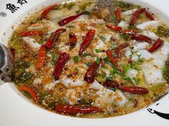-江渔儿酸菜鱼(奥园广场金发购物中心店)