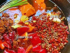 -扎起市井老火锅(乐山总店)