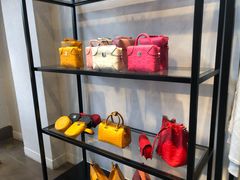 -MCM(比斯特上海购物村店)