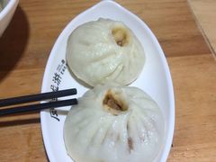 老面土猪肉包-凤起龙游老面包子(凯德晶品店)
