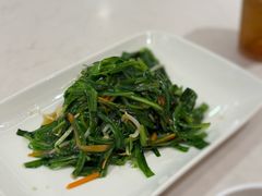 -新峰肉骨茶