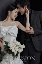 -乐派诗婚纱摄影