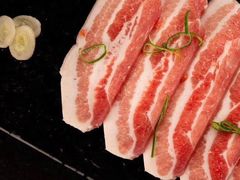 -青瓦炭韩潮烤肉(花园道店)