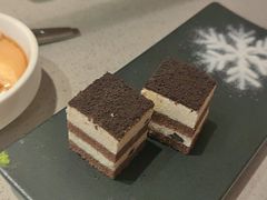 -海底捞火锅(新松江路生日主题店)