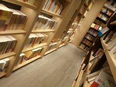 -覔书店(壹方城店)