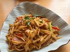 腊肉炒烟笋-隅乐胡椒虾·台湾菜·团建(皇岗店)