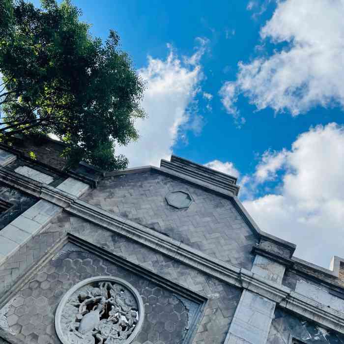 正义坊购物中心-"就是逛街的地方,步行街,大商场不多,都是.