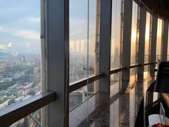 -怡豪大饭店·银顶旋转餐厅