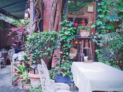 -古董花园(思南路42弄小区店)