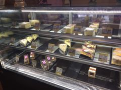 面包甜点陈列柜-家琳甜品(江南东店)