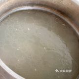 首先早起菜市场买一块肥瘦相间的羊排