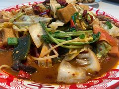 -嗨辣小聚·盘锦河蟹·海鲜烧烤龙虾(盘锦十年好店)