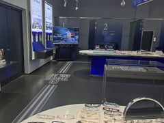 -优购镜仓(六角广场店)