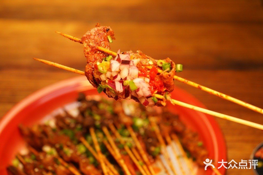 成都难得全是鲜肉现串烧烤！