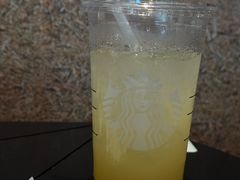 -星巴克(深圳前进天虹店)