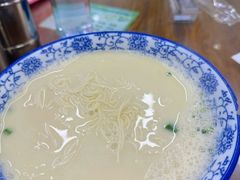 -雪琴面馆富安特色鱼汤面(城中花园店)