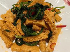 -清真·玛丽亚新疆菜主题餐厅(浙江中路店)