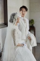-樱花婚纱摄影
