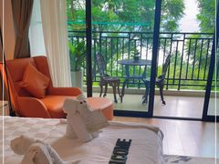 -昆明春城湖畔度假村