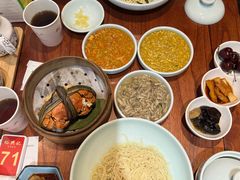 -裕兴记•蟹黄面馆(人民广场店)