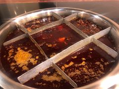 -邓莽子老火锅(中兴路总店)
