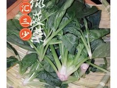 -聚汇三少·龙虾·中餐厅(莫邪路新天地店)